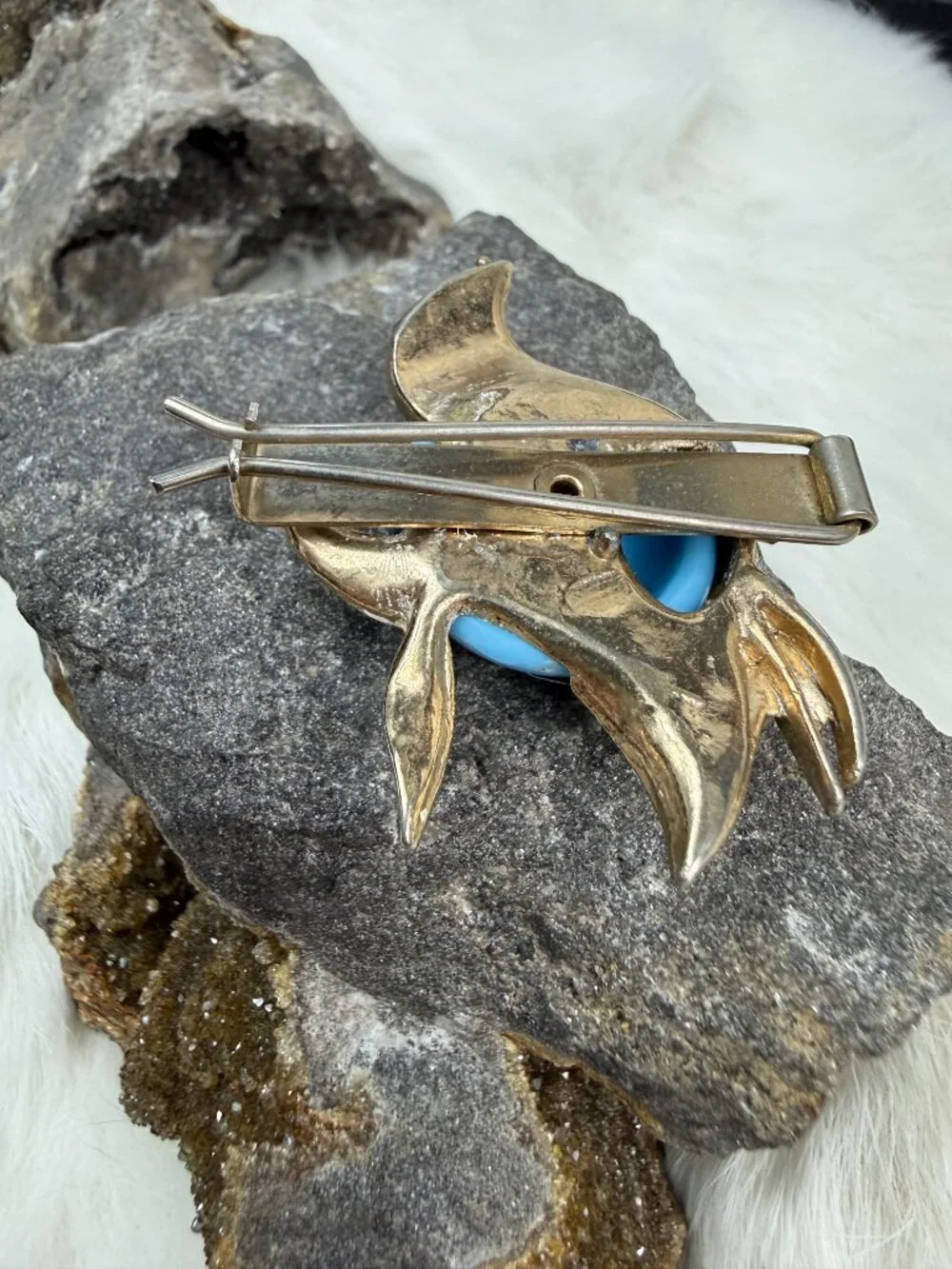 Vintage Turquoise Plastic Cab Fish Barrette Gold Tone
